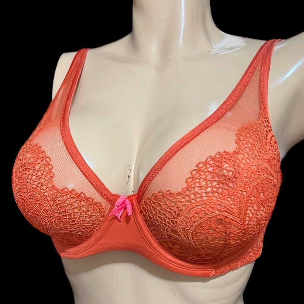 Victoria’s Secret Body Unlined Demi Crochet Lace / mesh detail bra Rust 34DD